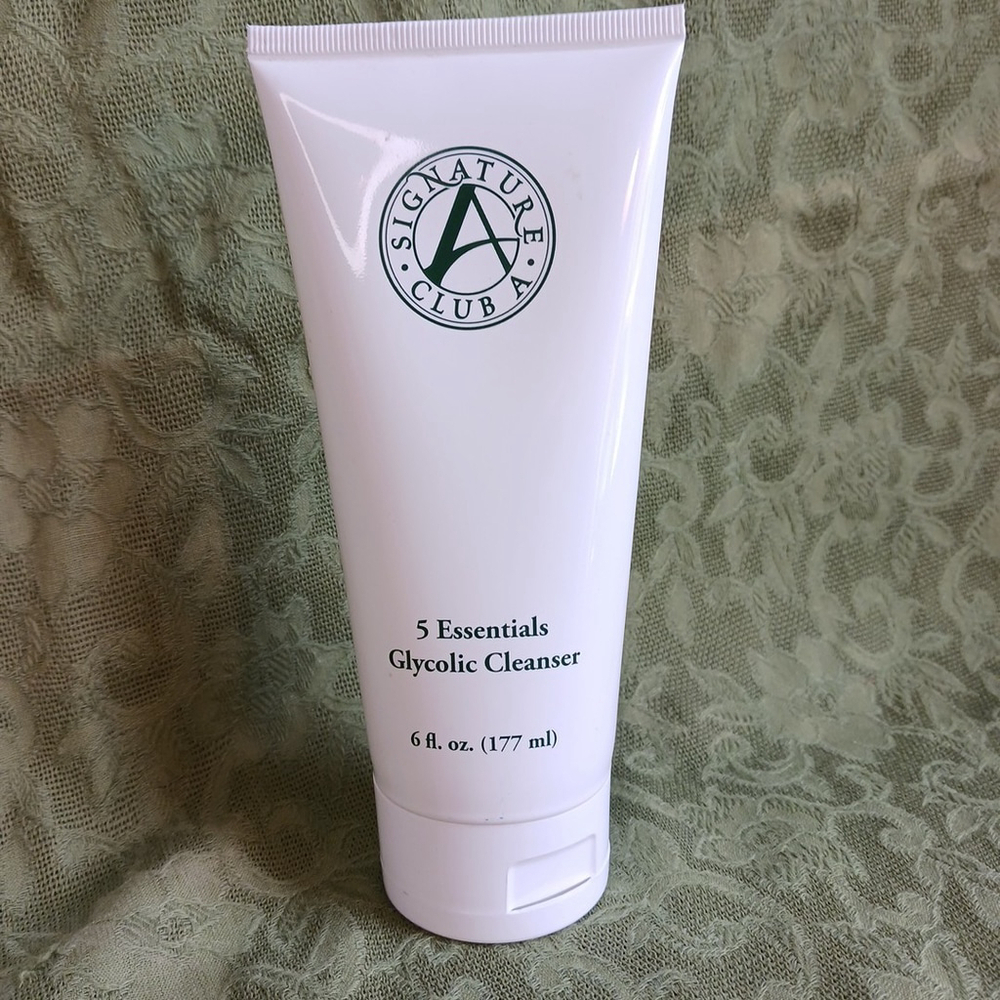 Signature Club A Glycolic Cleanser 6 fl oz New Sealed